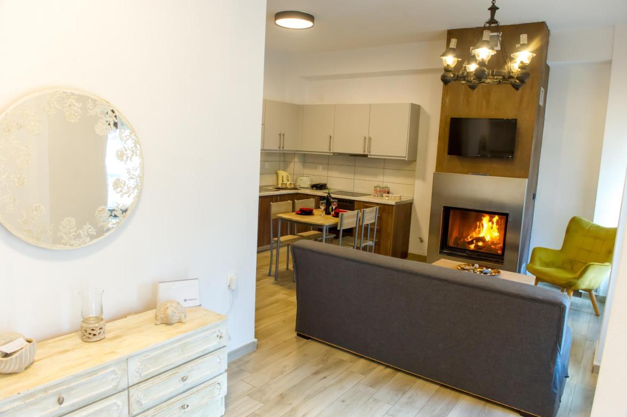 To Petrino Holidays House Metagkitsi エクステリア 写真